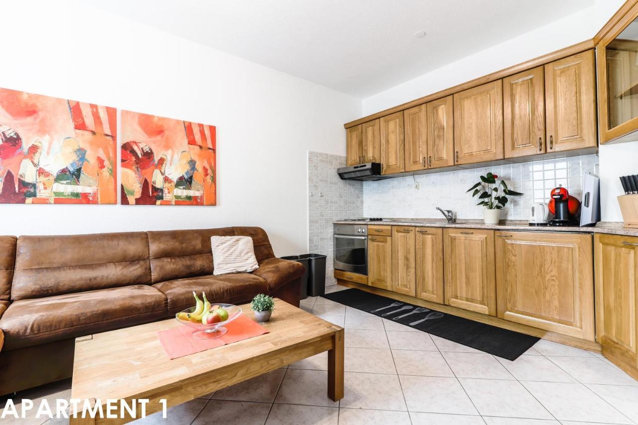 Maestral Apartments 弗尔萨尔 外观 照片