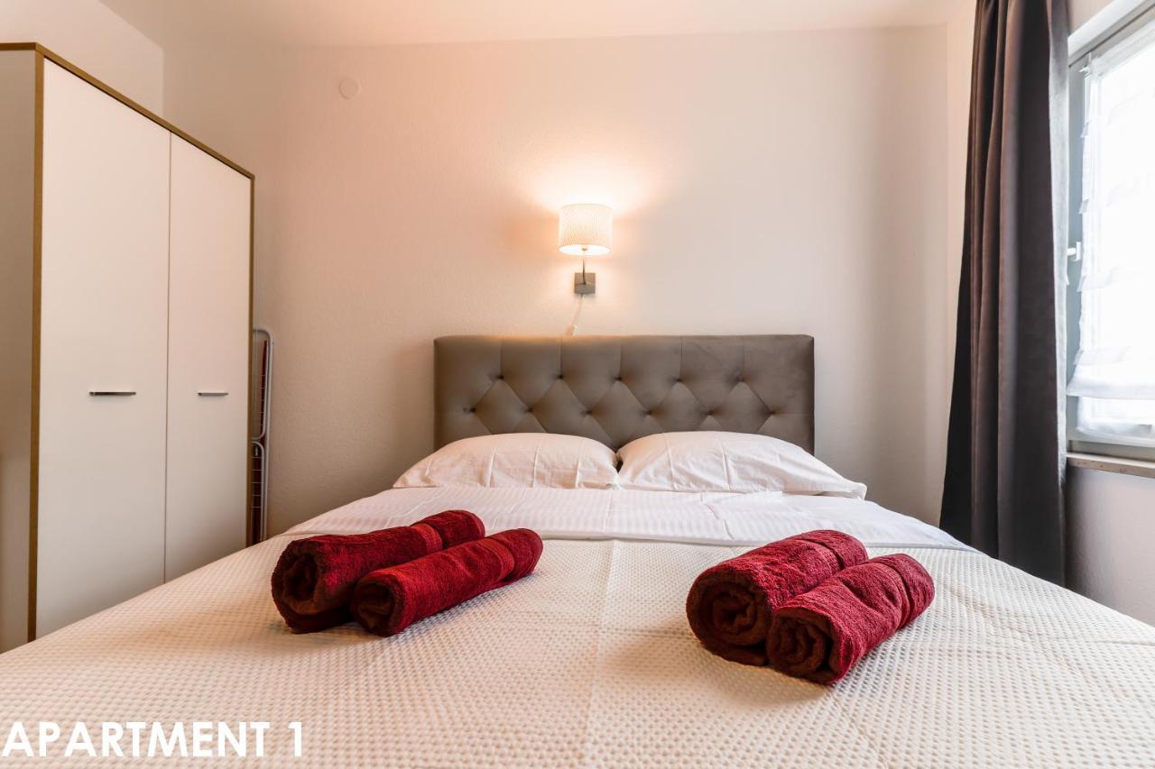 Maestral Apartments 弗尔萨尔 外观 照片