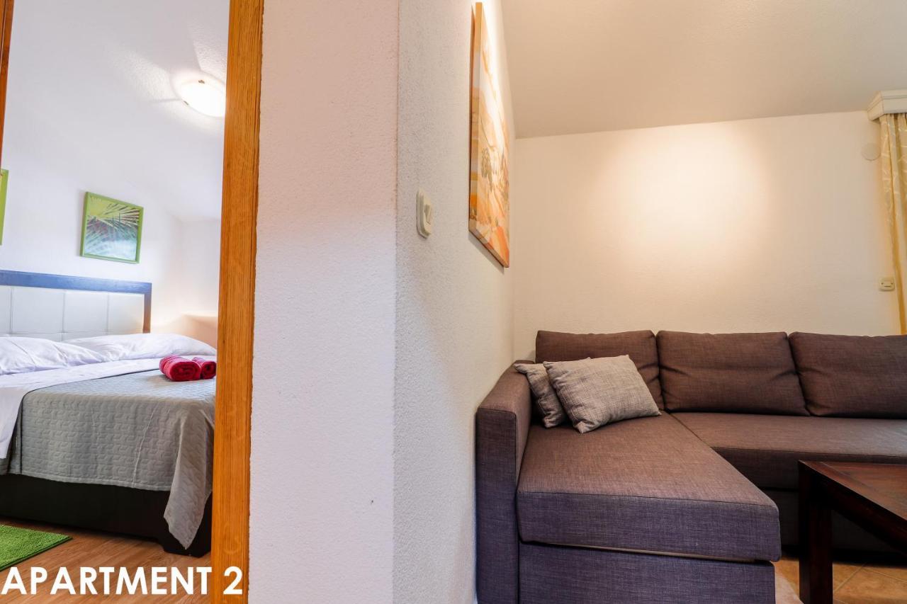 Maestral Apartments 弗尔萨尔 外观 照片