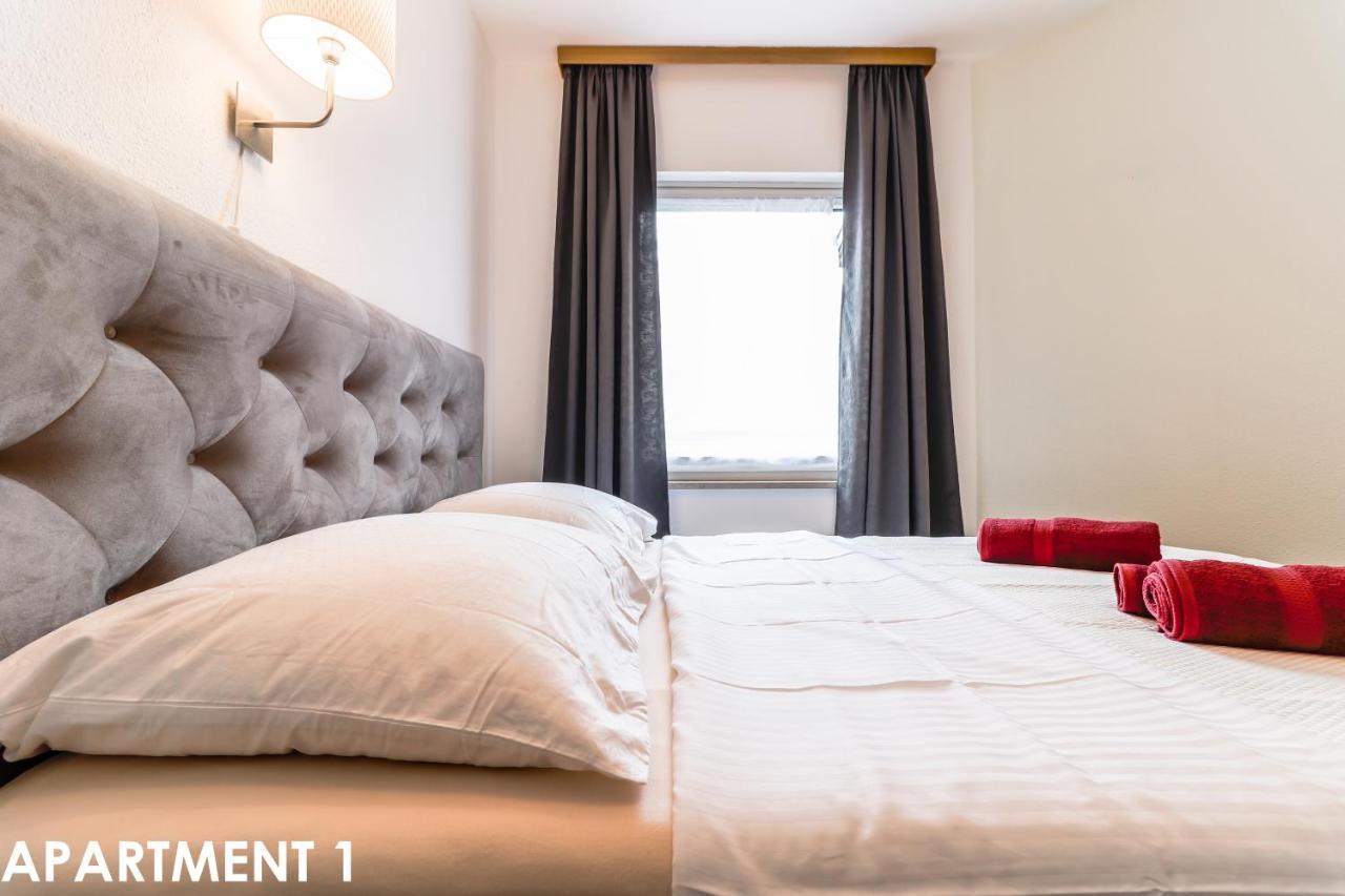 Maestral Apartments 弗尔萨尔 外观 照片